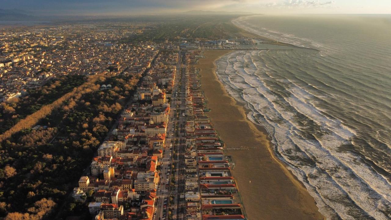 Hotel Pardini Viareggio Luaran gambar